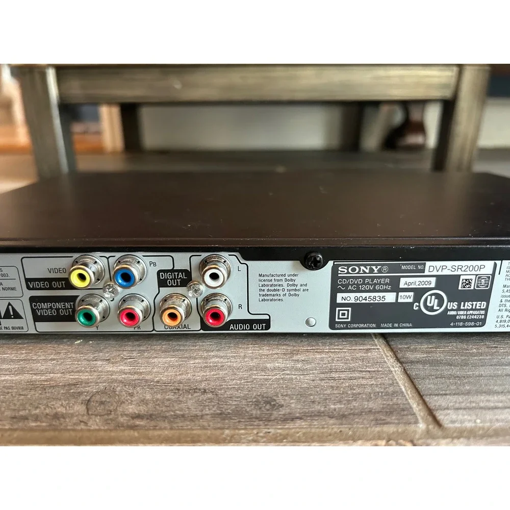 Sony DVP SR200P Compact DVD Player Tested & Working‎ Clean, Great Picture